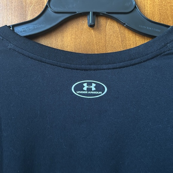 Under Armour Black Long Sleeve Tee - Picture 7 of 9